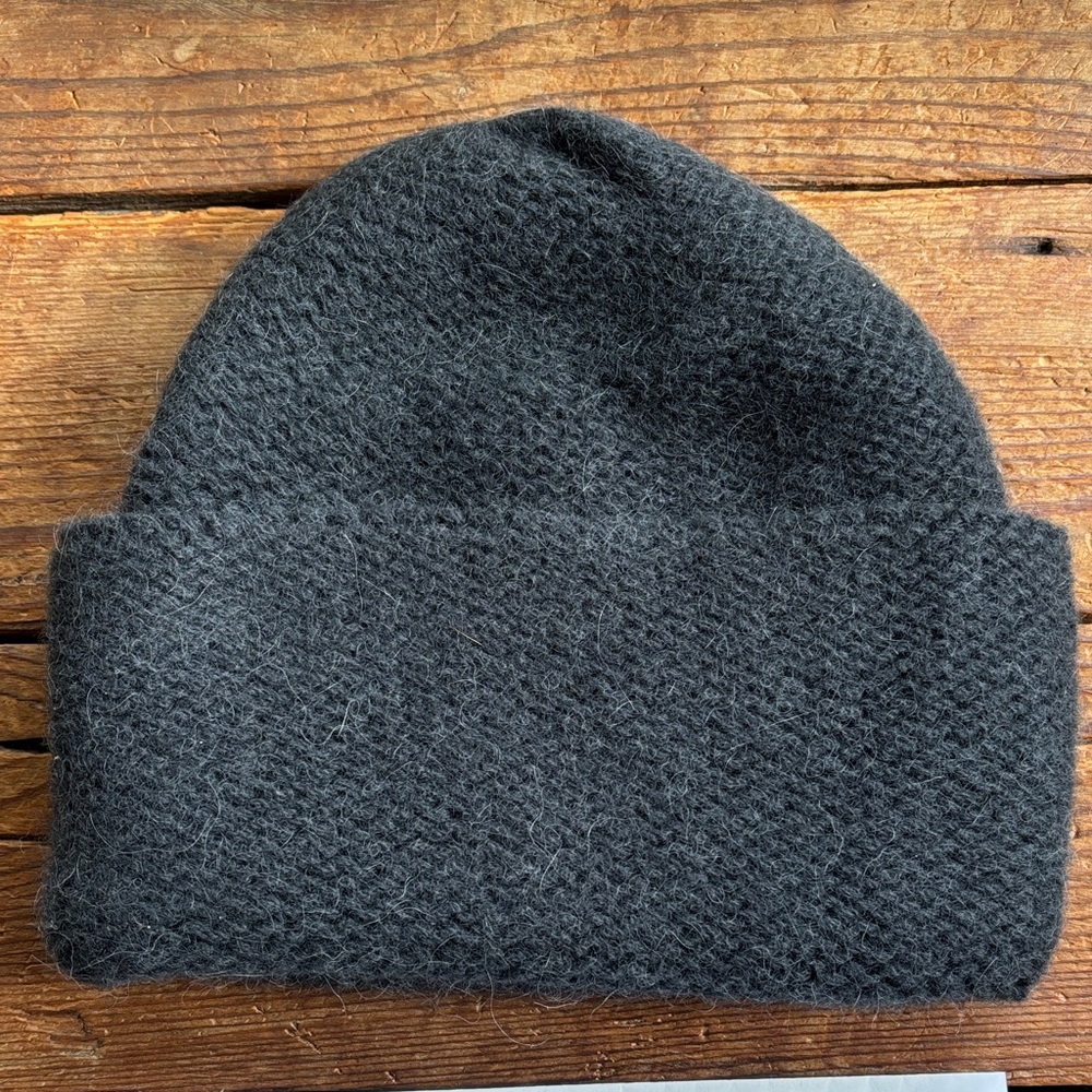 Nui Alpaca Beanie - Unisex